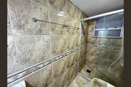 Apartamento para alugar com 51m², 2 quartos e sem vagaBanheiro