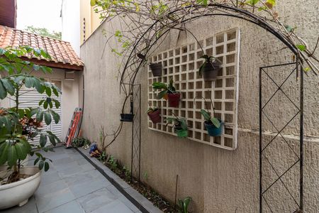 Casa à venda com 500m², 3 quartos e 3 vagasCorredor Lateral