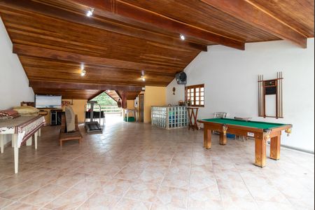 Casa à venda com 500m², 3 quartos e 3 vagasSalão