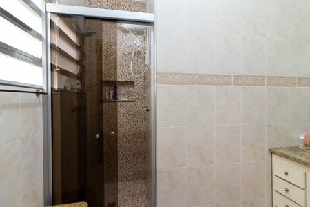 Casa à venda com 500m², 3 quartos e 3 vagasBanheiro da Suíte 2