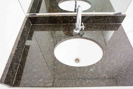 Apartamento para alugar com 55m², 2 quartos e sem vagaBanheiro