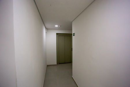 Apartamento para alugar com 55m², 2 quartos e sem vagaHall de entrada