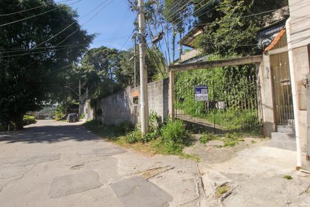 Casa para alugar com 60m², 1 quarto e 3 vagas Casa para alugar com 60m², 1 quarto e 3 vagasPlaca instalada 16/04/2026 - Cód GTPE-8