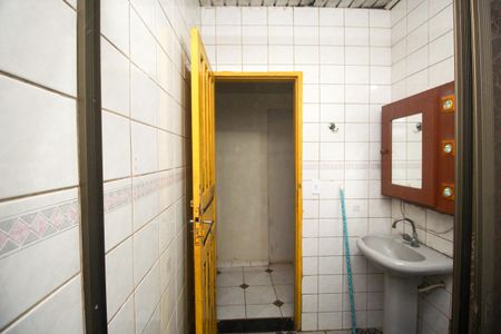Casa para alugar com 60m², 1 quarto e 3 vagas Casa para alugar com 60m², 1 quarto e 3 vagasBanheiro