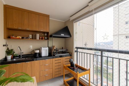 Varanda Gourmet de apartamento à venda com 2 quartos, 68m² em Jardim Flor da Montanha, Guarulhos