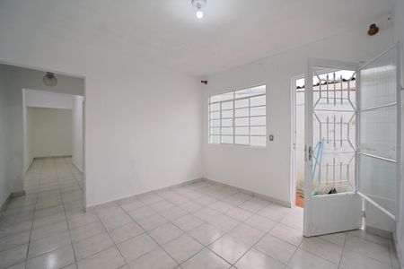 Sala de casa à venda com 3 quartos, 100m² em Vila Nhocuné, São Paulo