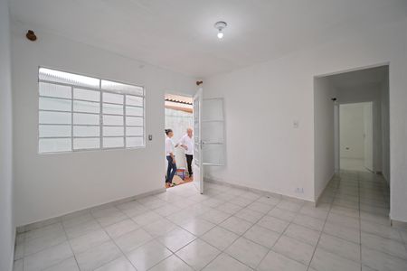 Sala de casa à venda com 3 quartos, 100m² em Vila Nhocuné, São Paulo