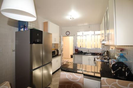 Casa à venda com 125m², 3 quartos e 2 vagasCozinha