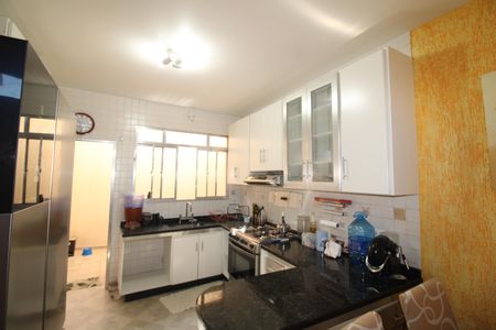 Casa à venda com 125m², 3 quartos e 2 vagasCozinha