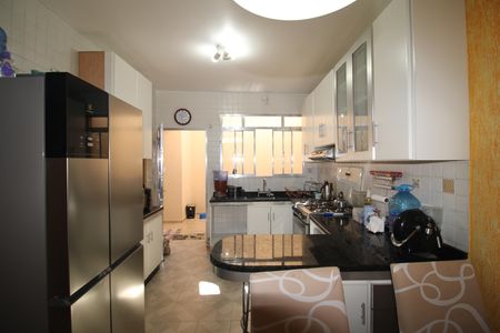 Casa à venda com 125m², 3 quartos e 2 vagasCozinha