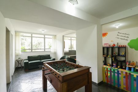 Apartamento para alugar com 74m², 3 quartos e 1 vaga Apartamento para alugar com 74m², 3 quartos e 1 vagaHall