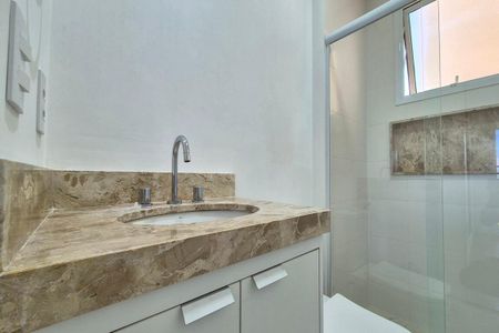 Apartamento à venda com 91m², 3 quartos e 2 vagasBanheiro da Suíte