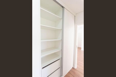 Apartamento à venda com 91m², 3 quartos e 2 vagasQuarto 2