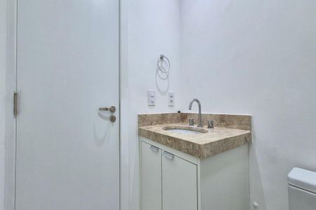 Apartamento à venda com 109m², 2 quartos e 2 vagasBanheiro