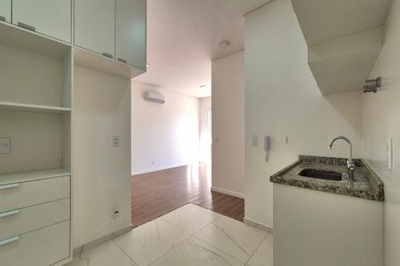 Apartamento à venda com 109m², 2 quartos e 2 vagasCozinha 