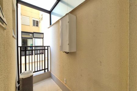 Apartamento à venda com 109m², 2 quartos e 2 vagasCorredor 