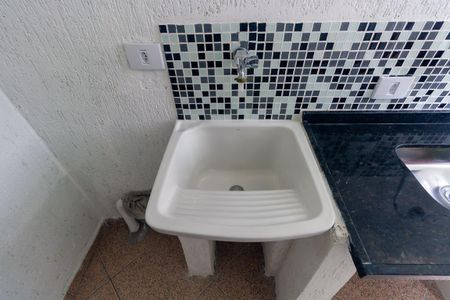 Casa para alugar com 30m², 1 quarto e sem vaga Casa para alugar com 30m², 1 quarto e sem vagaÁrea de Serviço