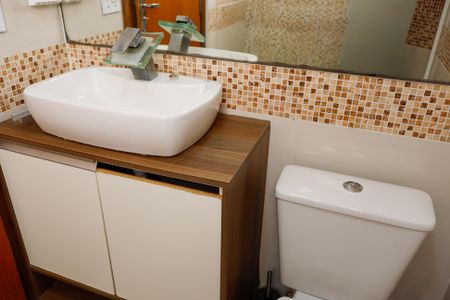 Apartamento para alugar com 55m², 2 quartos e 1 vaga Apartamento para alugar com 55m², 2 quartos e 1 vagaBanheiro