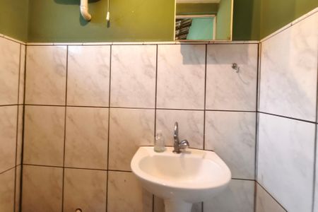 Casa à venda com 250m², 2 quartos e 2 vagas Casa à venda com 250m², 2 quartos e 2 vagasLavabo