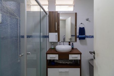 Apartamento à venda com 105m², 3 quartos e sem vaga Apartamento à venda com 105m², 3 quartos e sem vagaBanheiro social