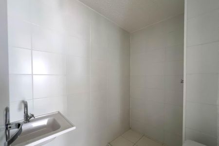Apartamento à venda com 51m², 2 quartos e 1 vaga Apartamento à venda com 51m², 2 quartos e 1 vagaBanheiro