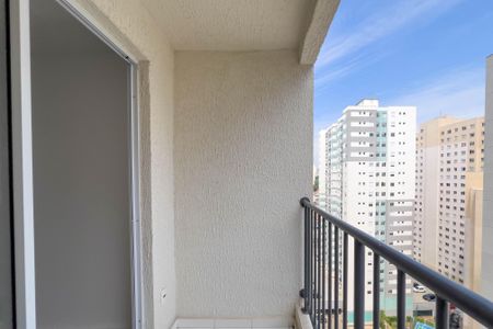 Apartamento à venda com 51m², 2 quartos e 1 vaga Apartamento à venda com 51m², 2 quartos e 1 vagaVaranda