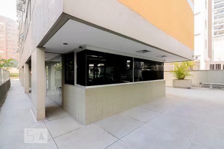 Apartamento à venda com 125m², 3 quartos e 1 vagaFachada