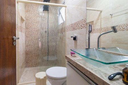 Casa à venda com 400m², 5 quartos e 3 vagasBanheiro da suíte