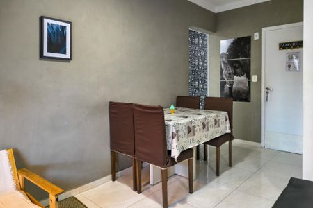 Apartamento para alugar com 86m², 2 quartos e 1 vaga Apartamento para alugar com 86m², 2 quartos e 1 vagaSala