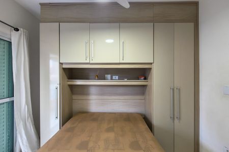 Apartamento para alugar com 86m², 2 quartos e 1 vaga Apartamento para alugar com 86m², 2 quartos e 1 vagaQuarto