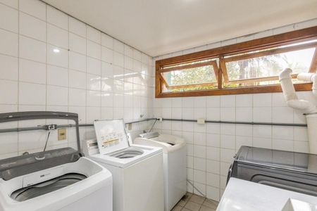 Área de serviço de apartamento para alugar com 1 quarto, 49m² em Independência, Porto Alegre