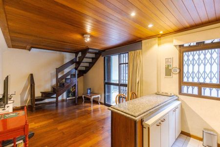 Sala / Cozinha  de apartamento para alugar com 1 quarto, 49m² em Independência, Porto Alegre