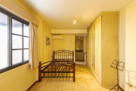 Quarto de apartamento para alugar com 1 quarto, 49m² em Independência, Porto Alegre