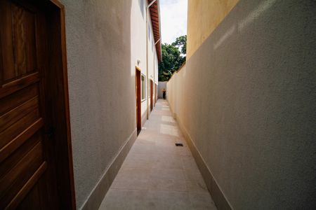 Casa de condomínio para alugar com 48m², 2 quartos e 1 vaga