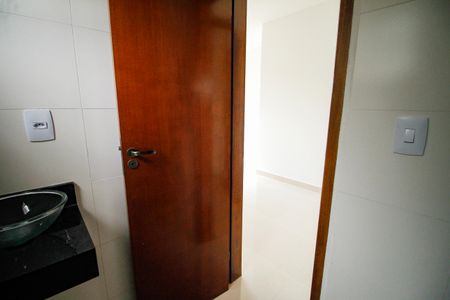 Casa de condomínio para alugar com 48m², 2 quartos e 1 vagaBanheiro