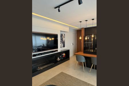 Apartamento à venda com 85m², 2 quartos e 2 vagas Apartamento à venda com 85m², 2 quartos e 2 vagasSala