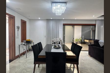Sala de Jantar de casa à venda com 3 quartos, 280m² em Jardim Faria Lima, São Paulo