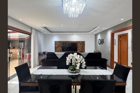 Sala de jantar  de casa à venda com 3 quartos, 280m² em Jardim Faria Lima, São Paulo
