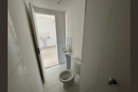 Apartamento à venda com 29m², 2 quartos e sem vagaBanheiro