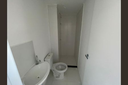 Apartamento à venda com 29m², 2 quartos e sem vagaBanheiro 