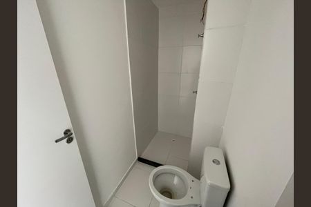 Apartamento à venda com 29m², 2 quartos e sem vagaBanheiro