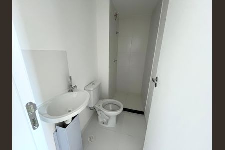 Apartamento à venda com 29m², 2 quartos e sem vagaBanheiro