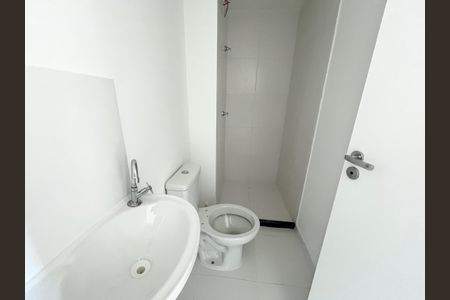 Apartamento à venda com 29m², 2 quartos e sem vagaBanheiro