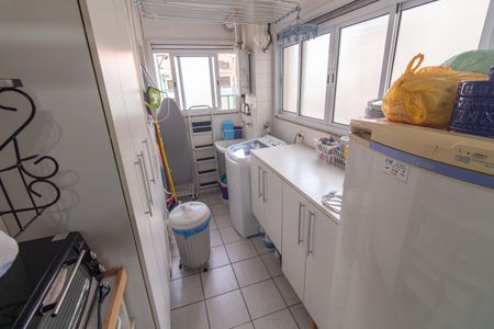 Apartamento à venda com 118m², 3 quartos e 2 vagasÁrea de Serviço