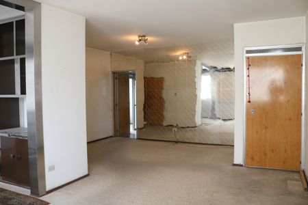 Apartamento à venda com 110m², 2 quartos e 1 vagaSala