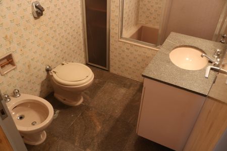 Apartamento à venda com 110m², 2 quartos e 1 vagaBanheiro 1