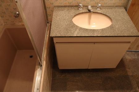 Apartamento à venda com 110m², 2 quartos e 1 vagaBanheiro 1