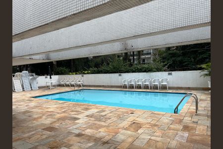 Apartamento à venda com 110m², 2 quartos e 1 vagaÁrea comum - Piscina