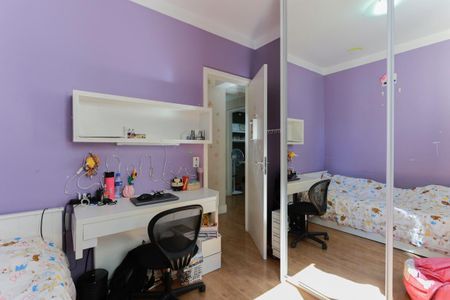 Apartamento à venda com 142m², 4 quartos e 2 vagasQuarto 1