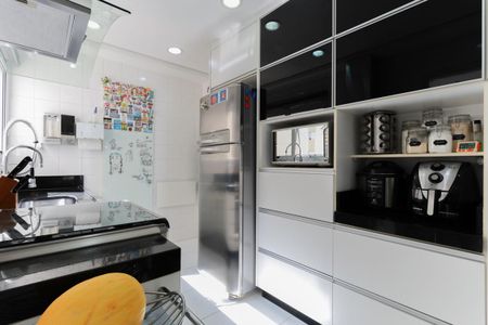 Apartamento à venda com 142m², 4 quartos e 2 vagasCozinha